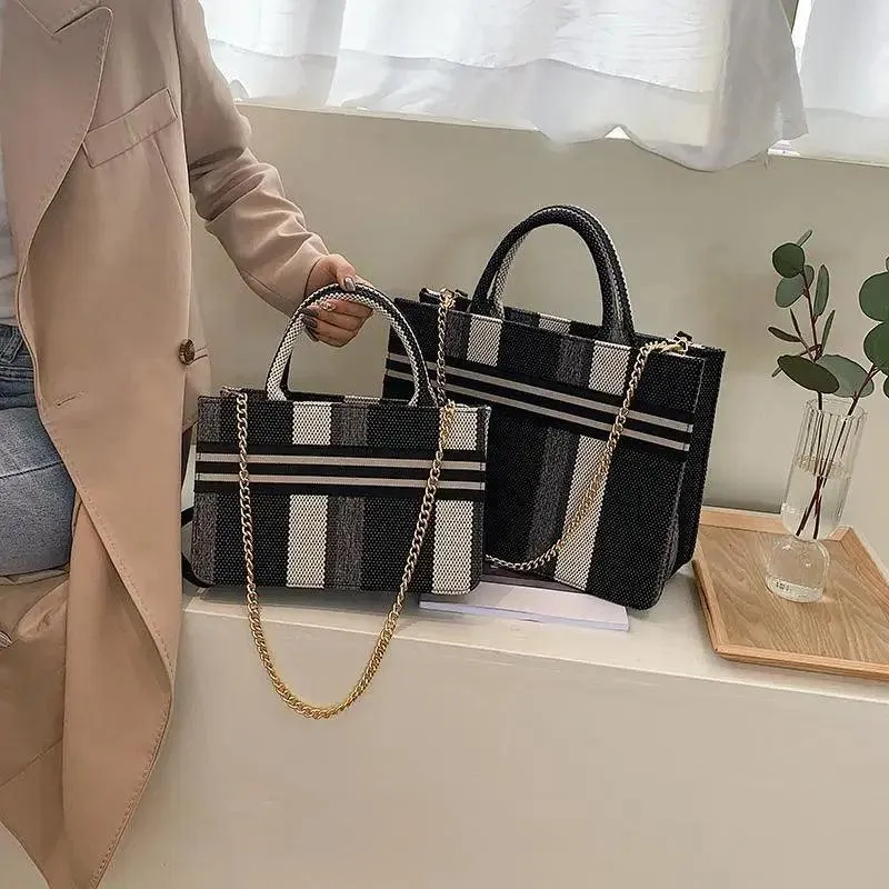Vintage Style Canvas Handbags Casual Ladies Bags With Large Capacity Shoulder Bags Fashionable Crossbody Bags for Women