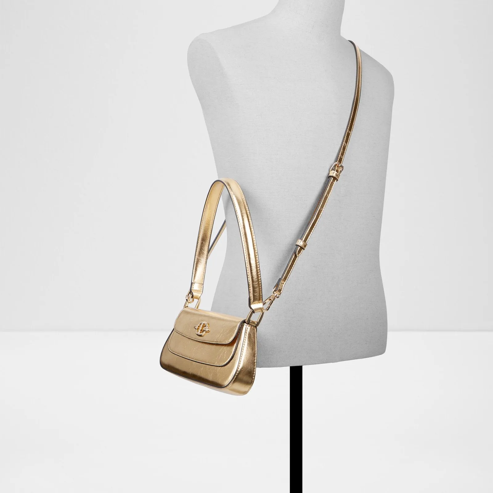 Wafiya / Shoulder Bag