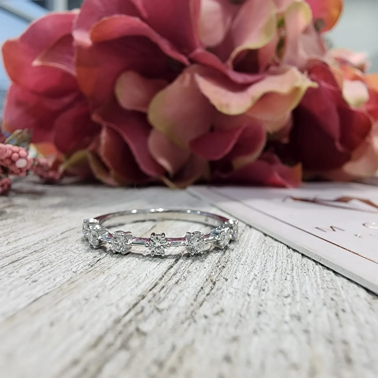 WB0190 ~ DIAMOND BAND