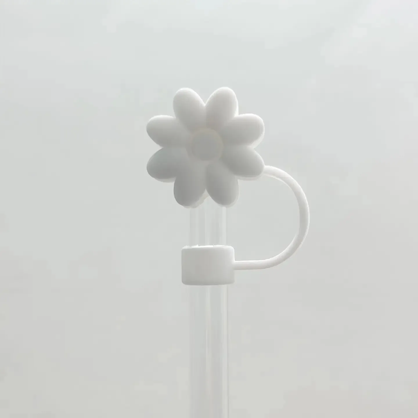 white daisy straw cover