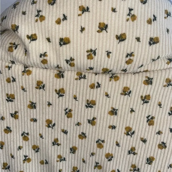 Women's Altar'd State NWT Ivory &amp; Yellow Floral Puffer Vest